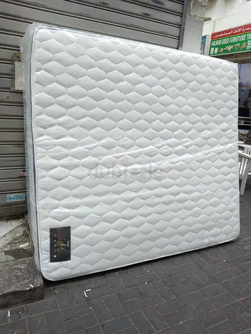 King size mattress 180x200cm. 24/7 times delivery available