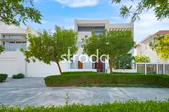 Landscaped | Contemporary | 4BR