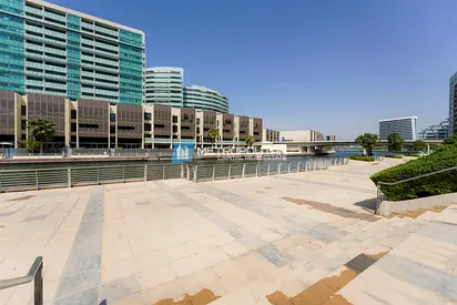 4BR with Balcony | Canal View | Single Row Unit