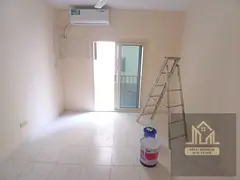 spacious apartment with balcony family building just 30k