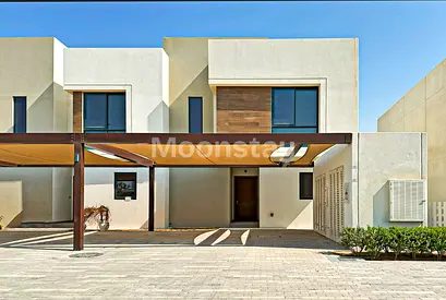 Double Row | Vacant | Ideal Location