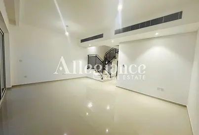 Brand New | 3 bedrooms Corner unit | Roof Top