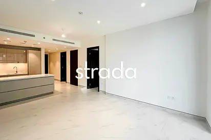Vacant | Large Layout | 2 Bedroom