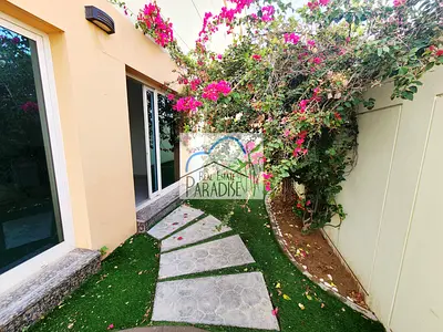 away from fly zone/spacious villa 5 bedroom all attached bath/maids room central ac/ decent back yard garden/ large fitted kitchen/for rent in mirdif