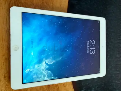 Apple iPad (1st Generation) - 32GB Wi-Fi