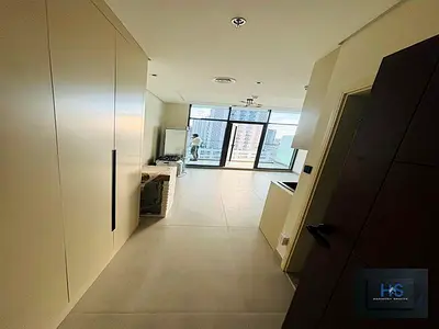 Close to the metro | Modern Studio | Prime Location