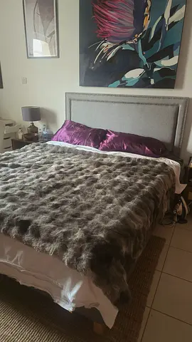 Diwan bed - queen size