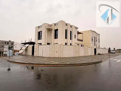 A unique villa at an excellent price in a prime corner location