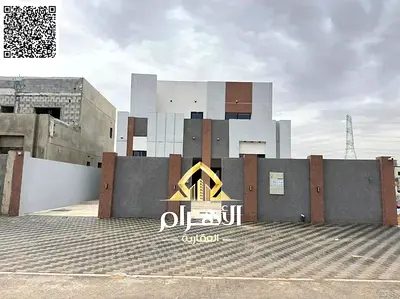 فرصة رائعة لامتلاك فيلا تجمع بين الحداثة والأصالة في واحدة من أفضل مناطق عجمان تصميم طابقين مع طابع تراثي أنيق في الطابق الثاني يمنحك إحساس بالفخامة