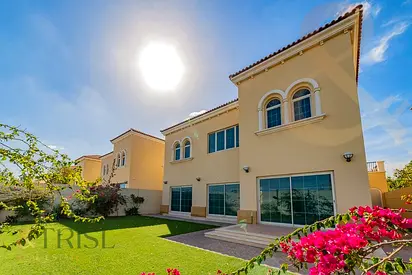 Elegant 4BR + Maid Villa | Vacant | 300K Only