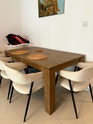 Dining table for sale without chairs