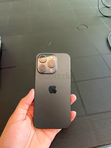 Apple iPhone 15 pro / dual sim / good condition