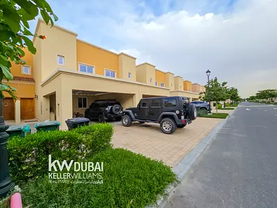 Private Garden | Single Row | Unfurnished