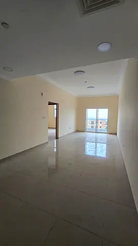 نحن اكثر من مجرد خدمه لانك تستاهل الافضل  في قلب المدينة، قريب من كل ما تحتاجه". "سكن مهيأ يجمع بين الراحة والخدمات". "استمتع بأسعد الأحياء السكنية".
