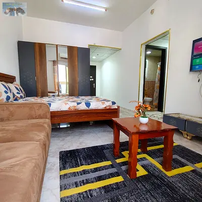 ارقي استديو للايجار الشهري بسعر مميز شامل الانترنت والفواتير باطلالة بحرية مباشرة بعجمان