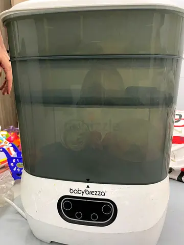 Baby breeze sanitizier and dryer