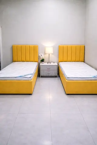 Selling brand new single size bed with medical mattress good Quality single bed