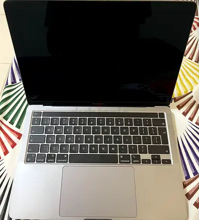 MacBook Pro M2 2022