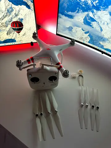 DJI Phantom 3 Standard Drone, White