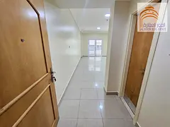 EXCLUSIVE 2 BHK for Rent In Sahara Plaza