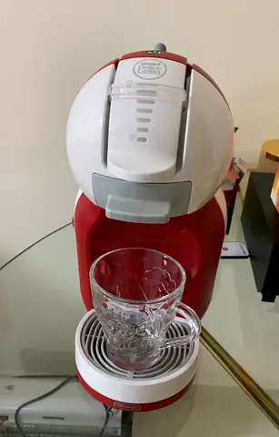 Coffee machine nescafe brand for urgent sale