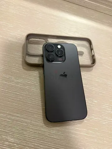 Apple iPhone 15 Pro (256GB) - Dual Sim