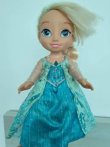 Singing Elsa