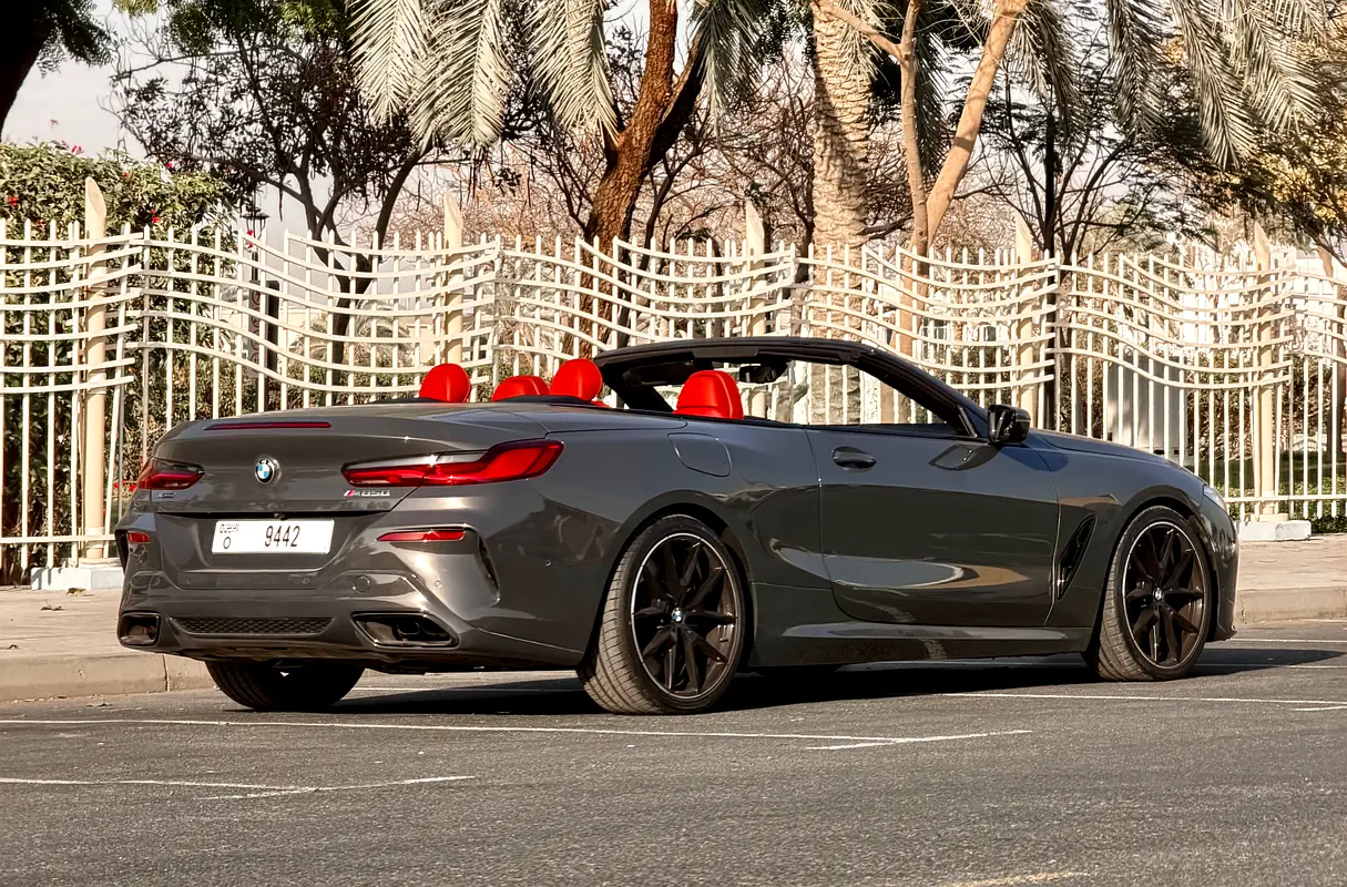 BMW 8-Series 2022 — photo 1 of 16
