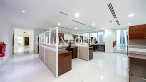 High floor | Partly furnished| Near Metro