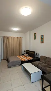 Studio Furnished