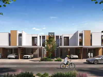 LARGE PLOT | OP +DLD DEAL | CENTRAL LOCATION | RESALE