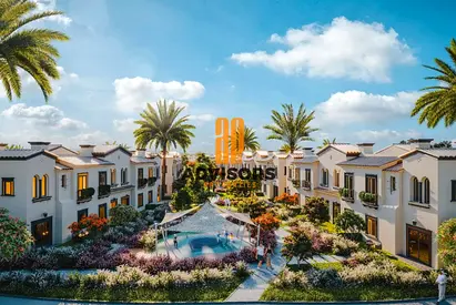 Stunning Townhouse I Single Row I Prime Location