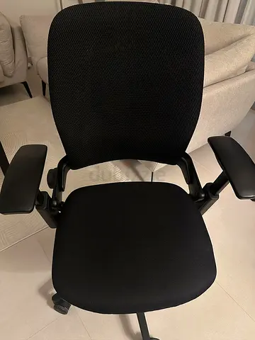 Black Steelcase Leap Chair V2 with adjustable armrests - Fully Loaded