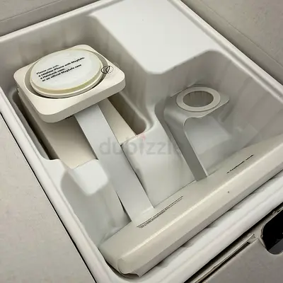 ESR HaloLock 3 in 1 Wireless Charging Stand