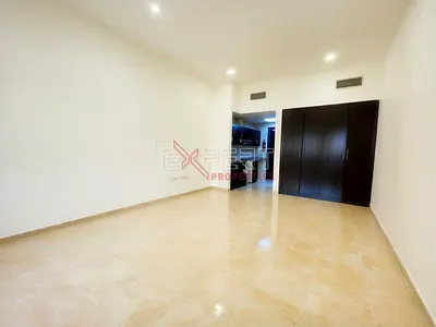 Well-Maintained Studio | High Floor | Move-in Ready