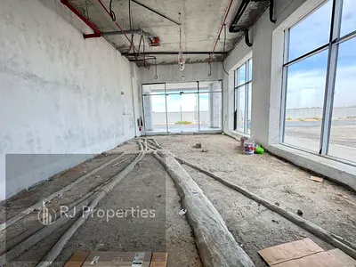Brand New luxury shop very prime lecation business area ready to move only jest 100k