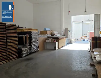 Warehouse in Prime Business Hub, Ideal for Multiple Businesses
