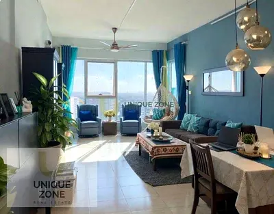 HOT DEAL spacious vacant on transfer
