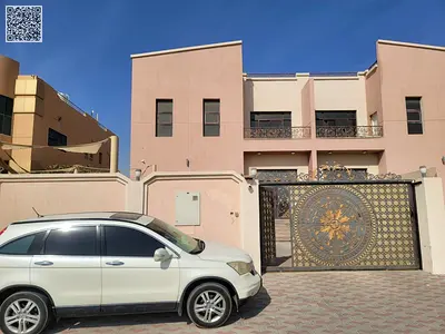 Master Bedroom / Prime Location / Big Villa