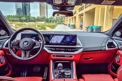 صورة 9 لـ 2025 BMW XM
