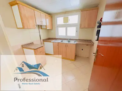 SPECIOUS NICE ONE BHK CENTRALISED AC AND GAS FAMILY BUILDING JUST 29K AL MAHATAH