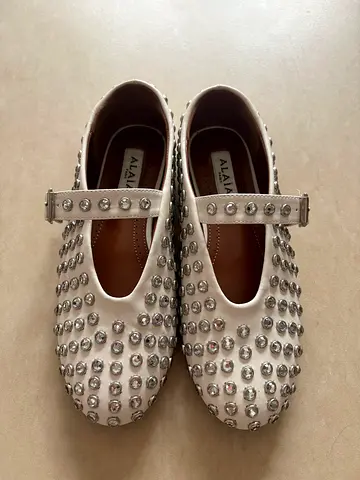 Alaia flat shoes authentic