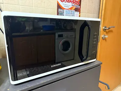 Samsung Microwave Oven - Used, Works Well