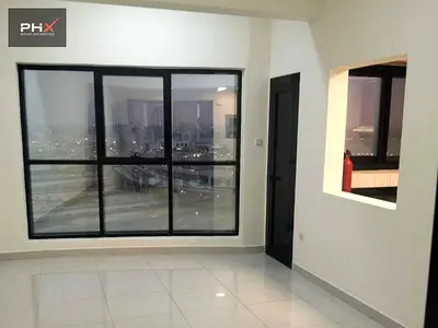 Beautiful Marina View I Spacious Layout I Ready to Move