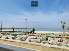 Beachfront Living Luxury 4 Bedroom Hall Villa for Lease in Jumeirah1