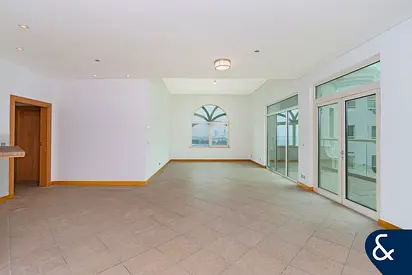 3+ Maids | High Floor | Stunning Sea Views