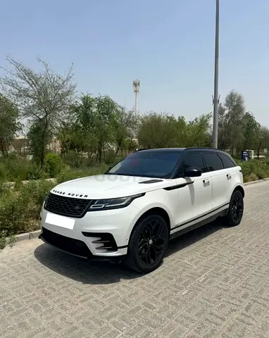 2020 Range Rover Velar with a Clean Title and a December 2020 registration