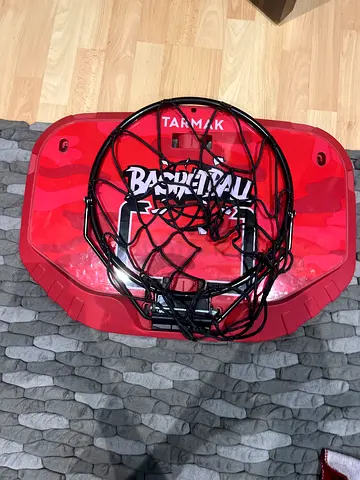 Basketball hoop