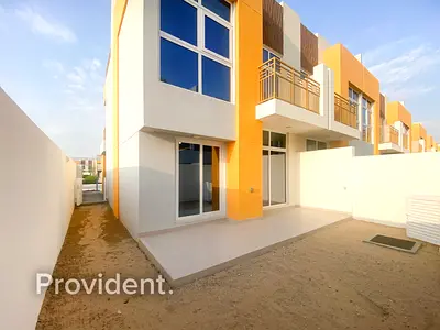 Unfurnished | Vacant | Spacious and Modern