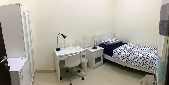 Private Room, Exclusive Service, MALE Professionals Only - JVC - Aed 2,400 PM incl all bills.